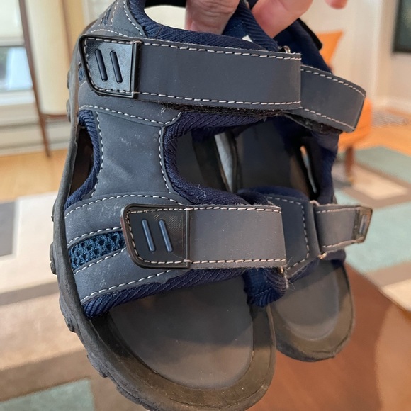 Little boys Sandals, Navy shoes with velcro, Size 9 little boy sandals 🌀🎈🌀 - Picture 14 of 14